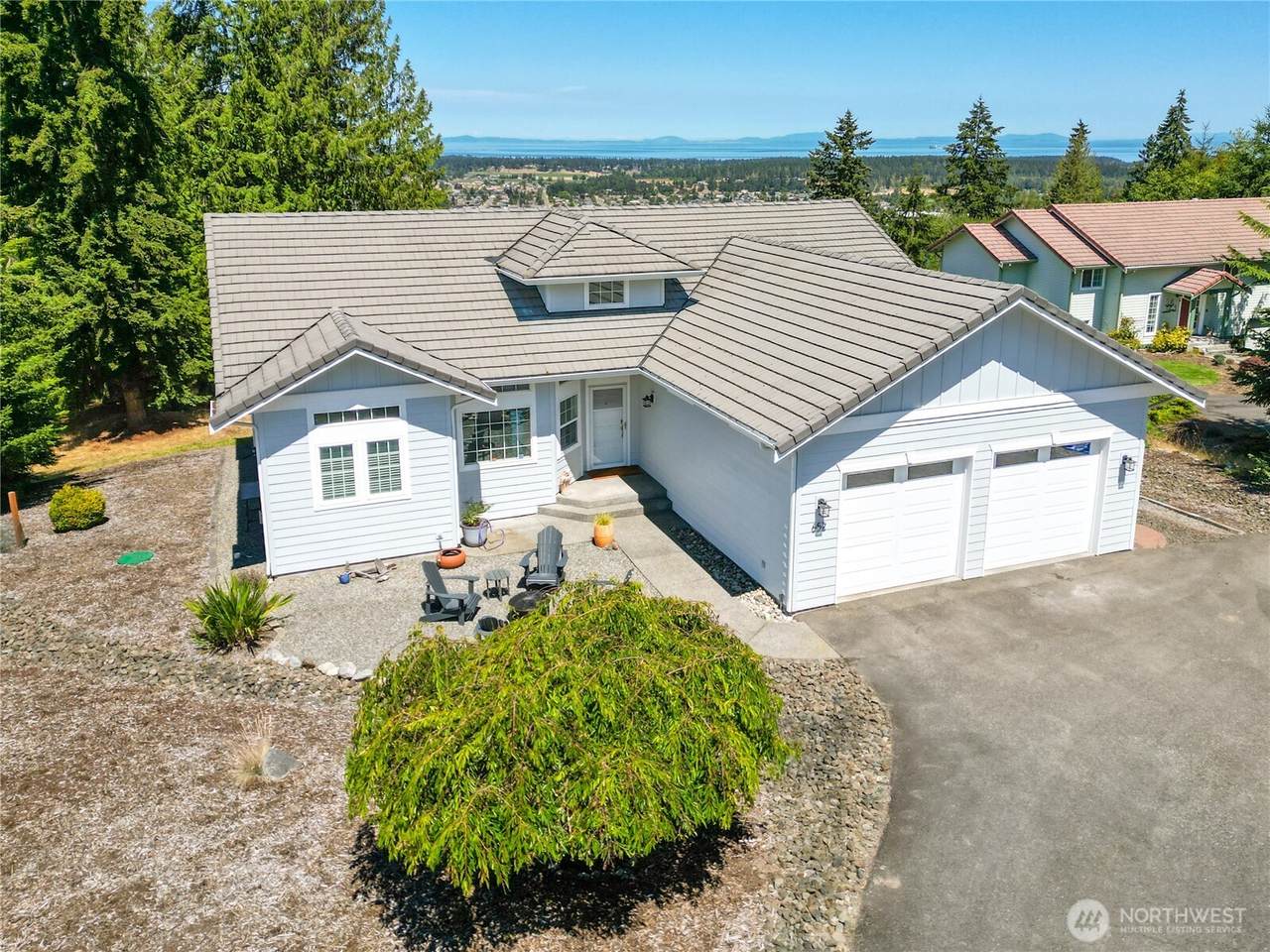 652 Fox Hollow Road - Photo 1