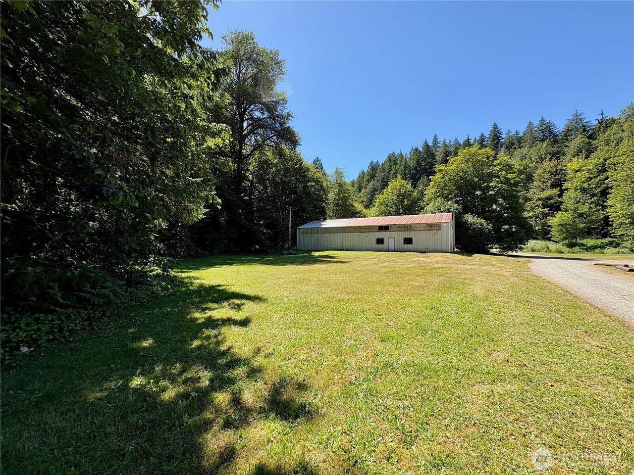 23501 N Us Highway 101 - Photo 1