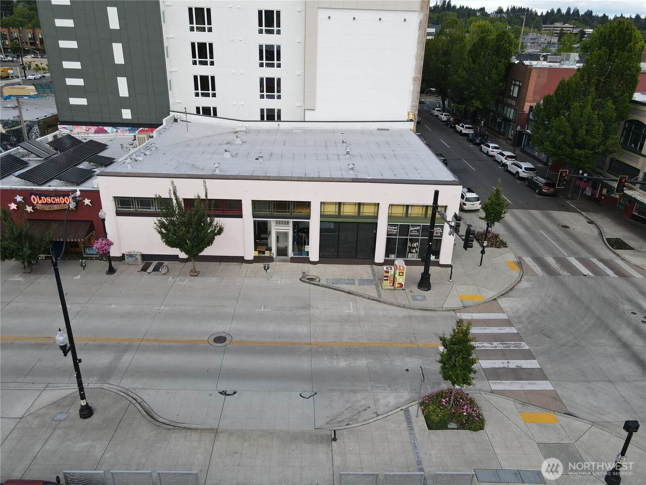 302 304 4th Avenue - Photo 1
