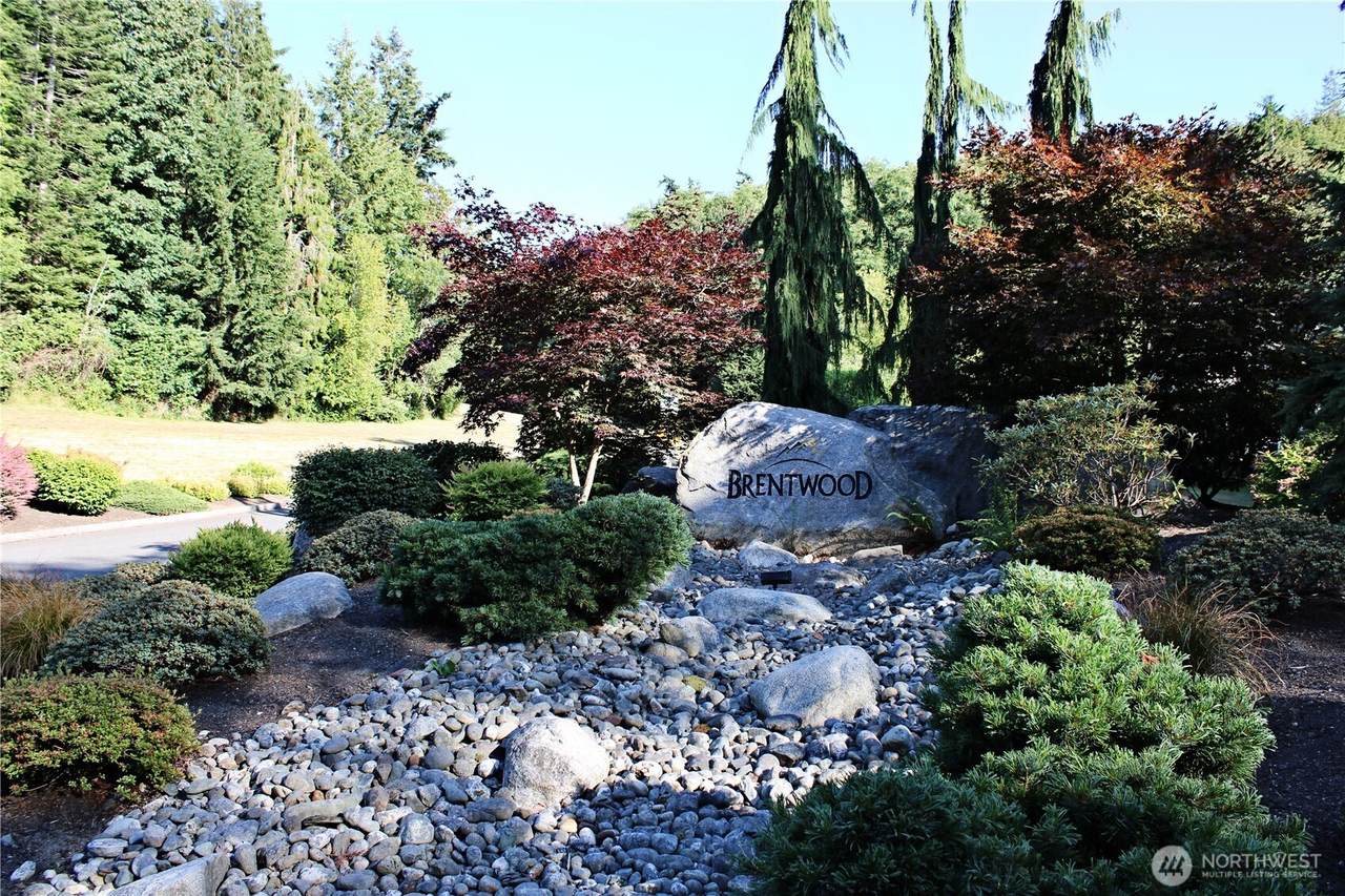 1076 Malvern Hills Drive - Photo 1