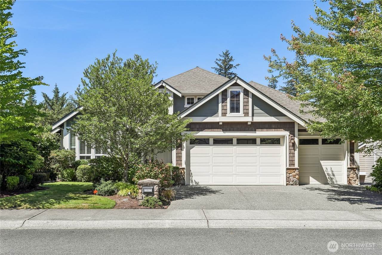 11815 157th Avenue - Photo 1