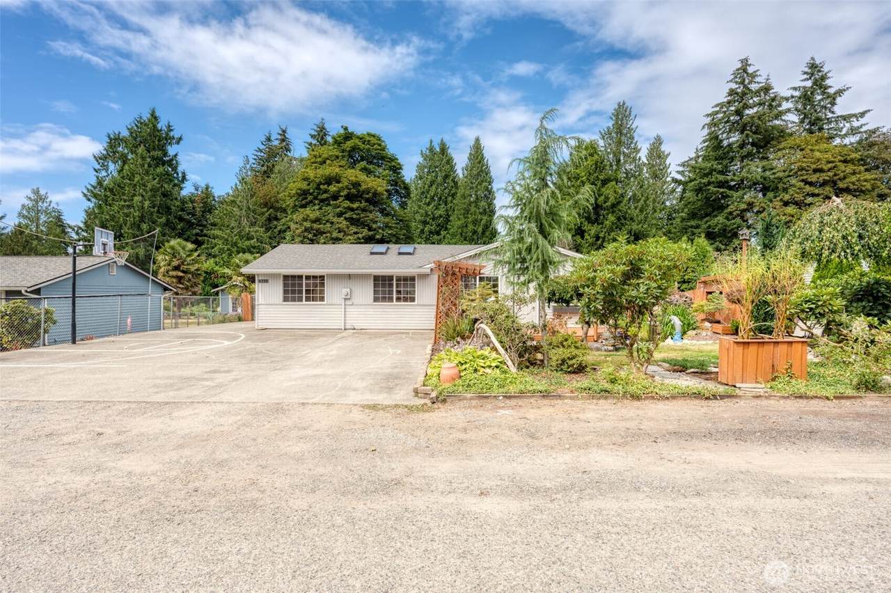 6711 125th Street Ct - Photo 1