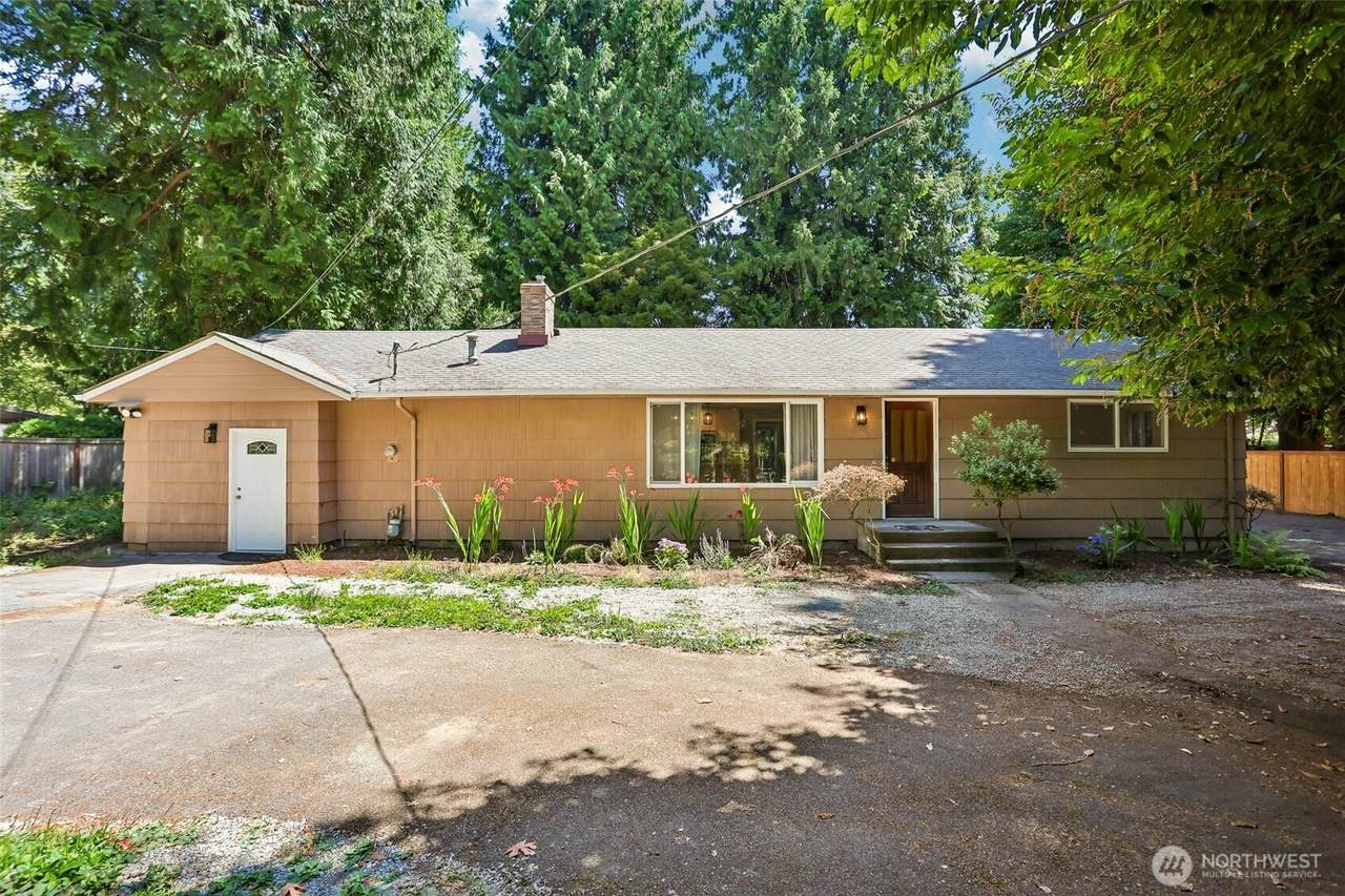 16220 Ambaum Boulevard - Photo 1