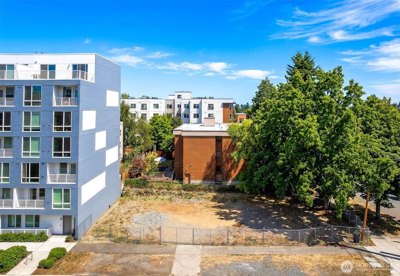 1103 Market Street - Photo 1
