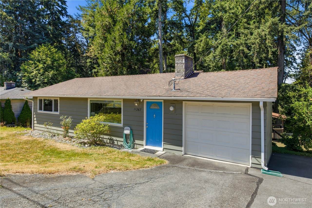 11267 145th Avenue - Photo 1