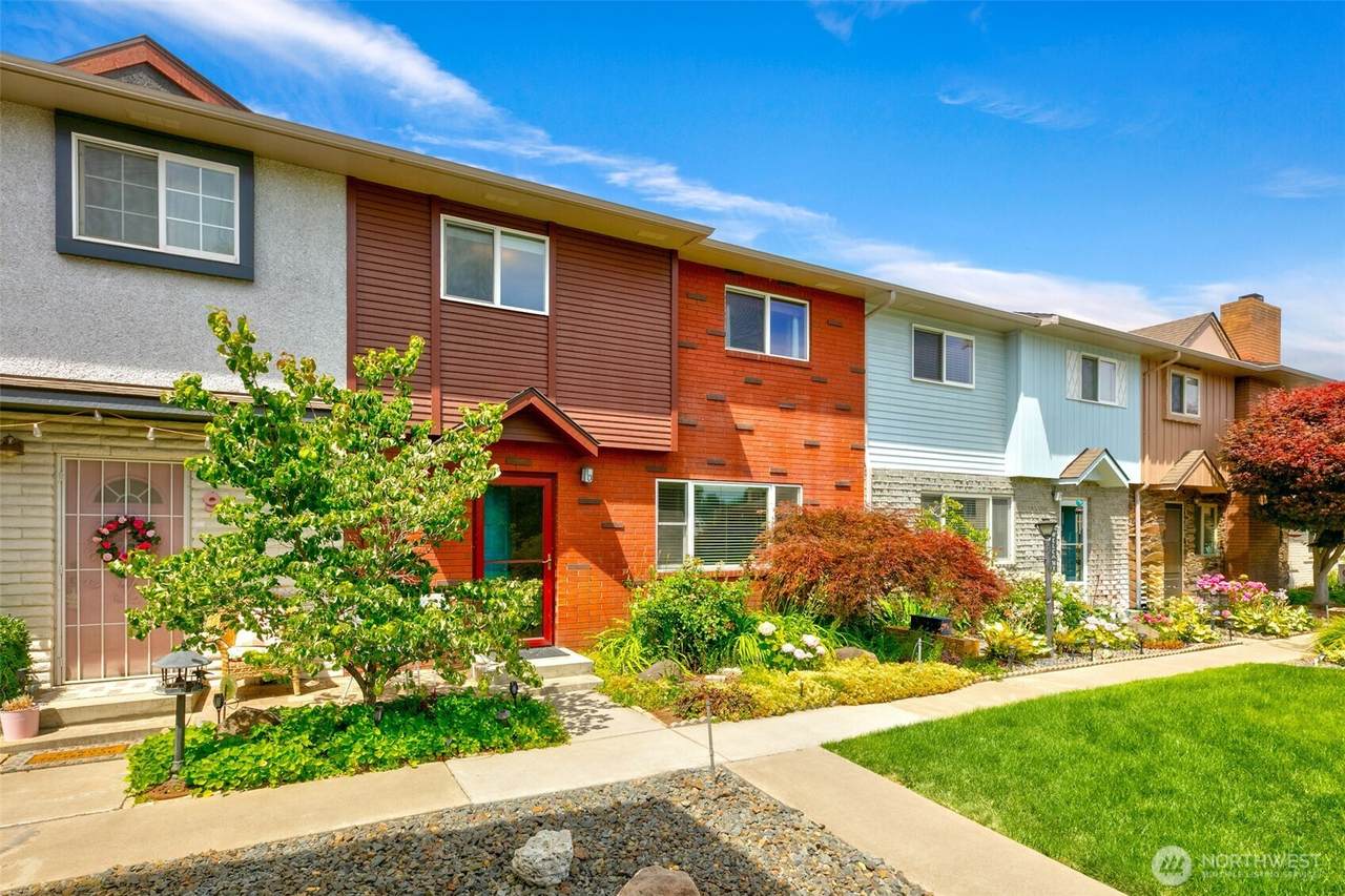 100 56th Avenue - Photo 1