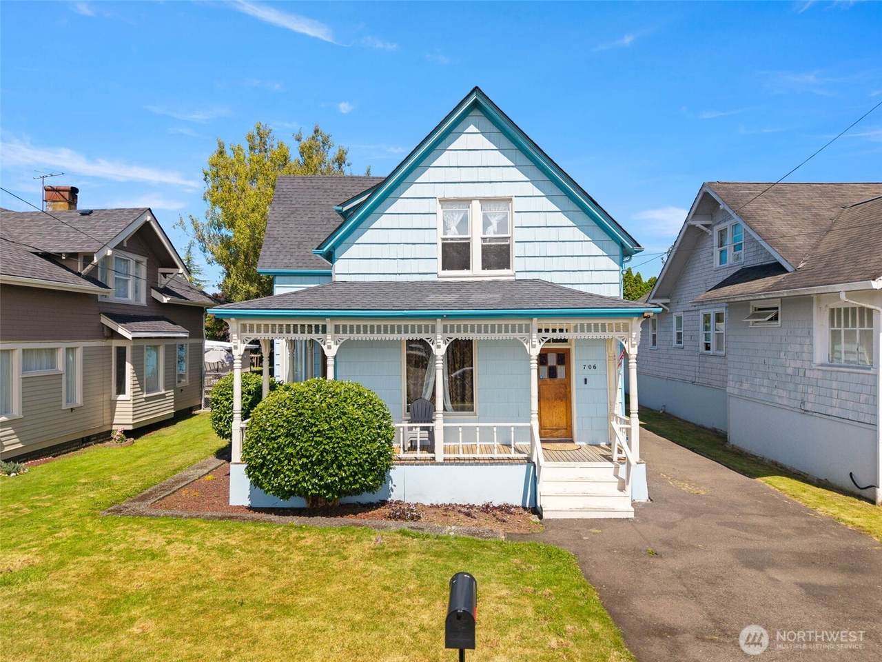 706 6th Street - Photo 1