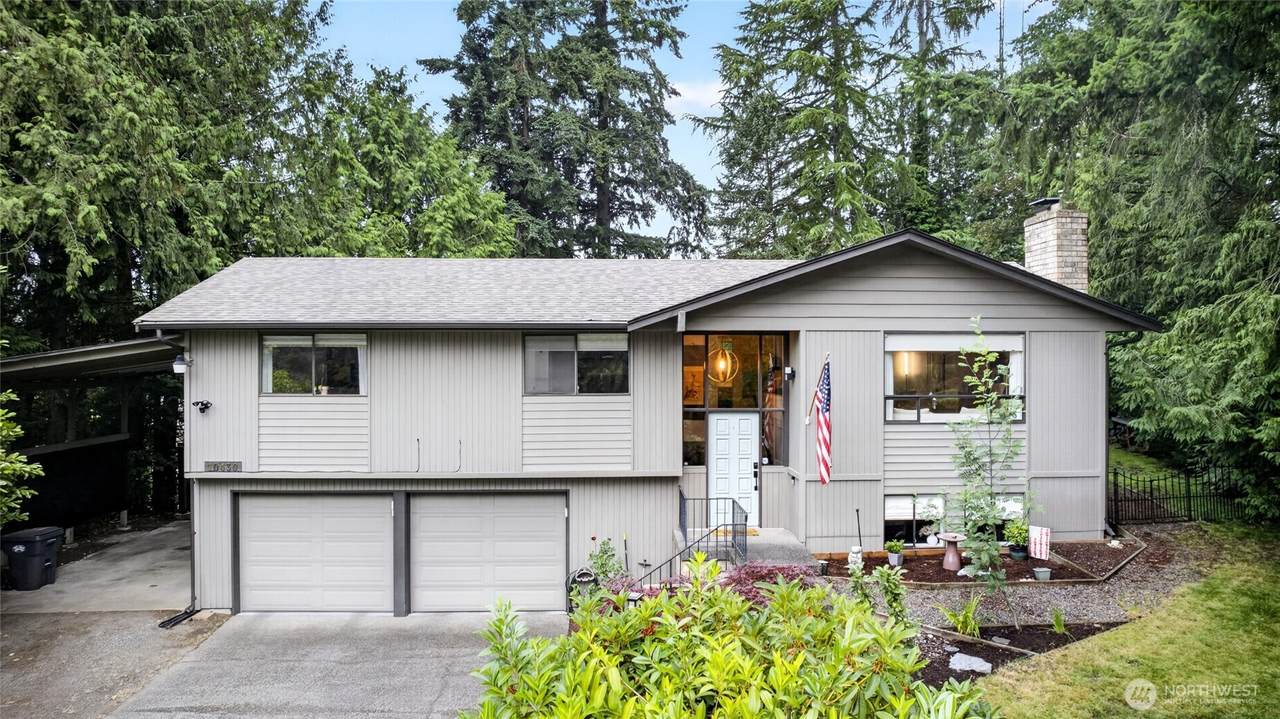 10430 90th Avenue - Photo 1