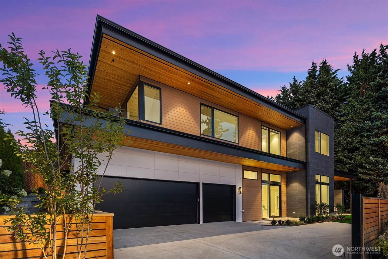 1028 89th Ave - Photo 1