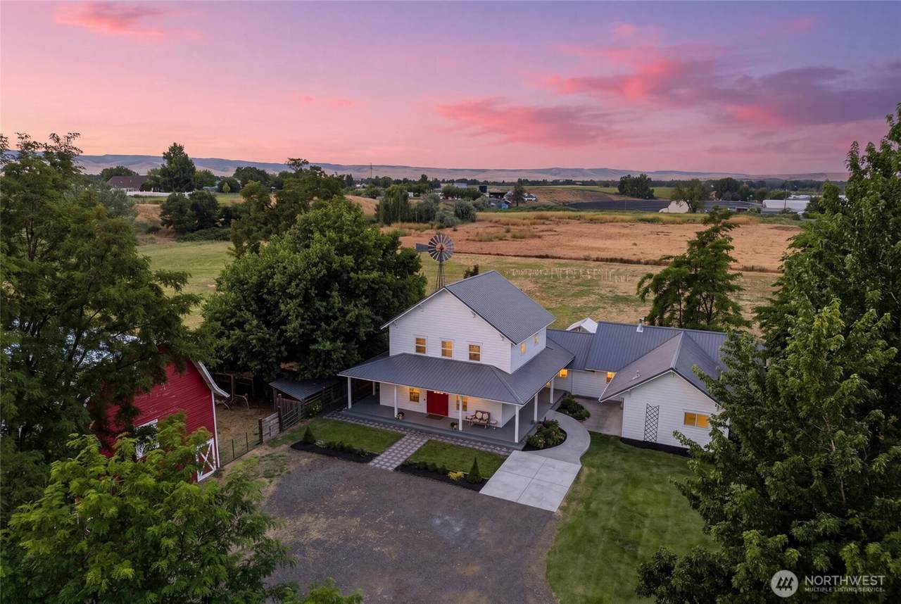 717 County Road 448 - Photo 1