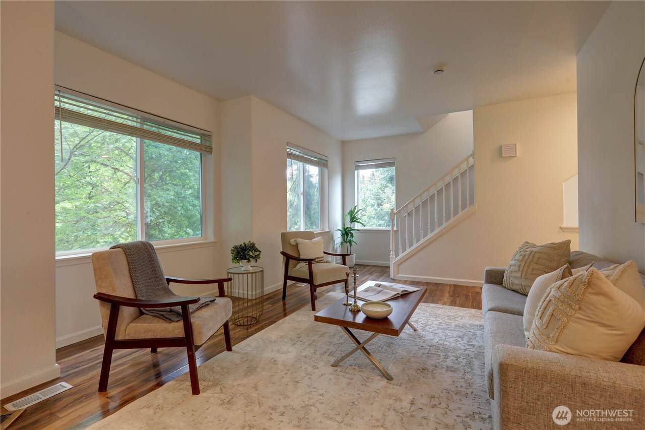 https://bt-photos.global.ssl.fastly.net/nwmls/1280_boomver_1_2552907-1.jpg