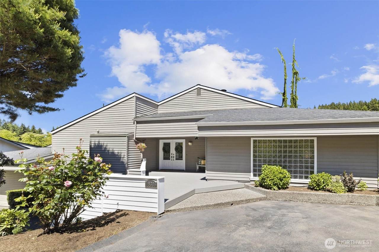 16306 Valhalla Drive - Photo 1
