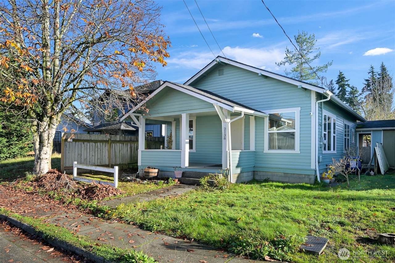 2138 Woburn Street - Photo 1