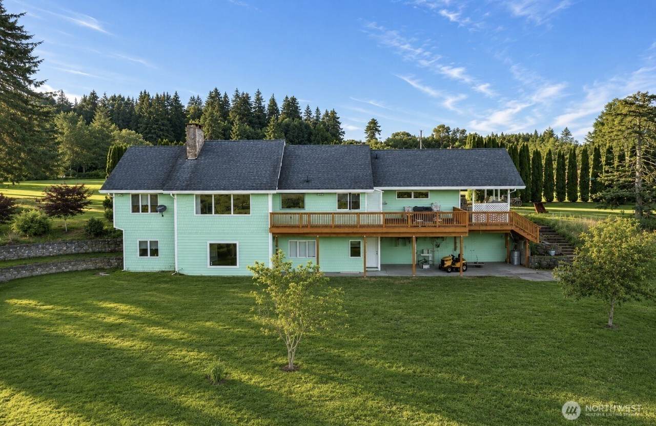 32 Thompson Lane - Photo 1