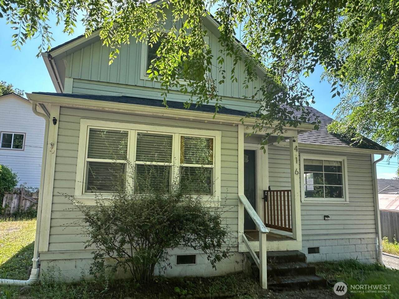 416 8th Street - Photo 1