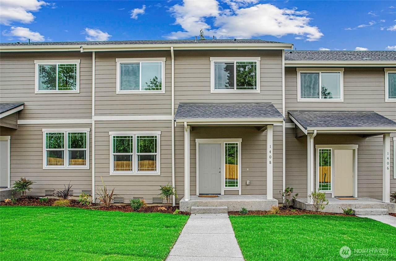 1408 51st Street - Photo 1