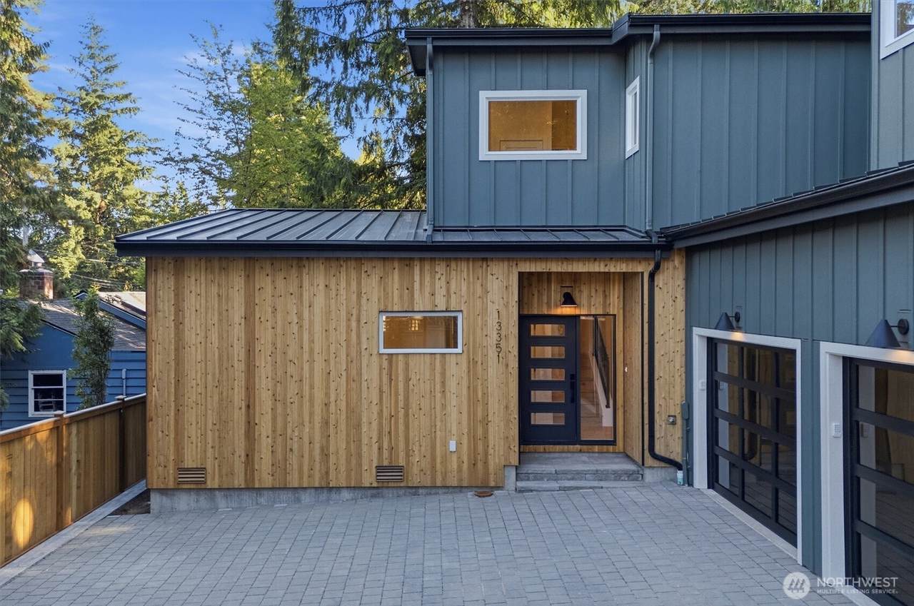 13351 25th Avenue - Photo 1