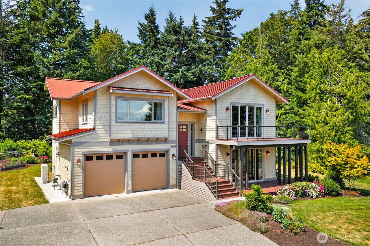 4402 E Avenue - Photo 1