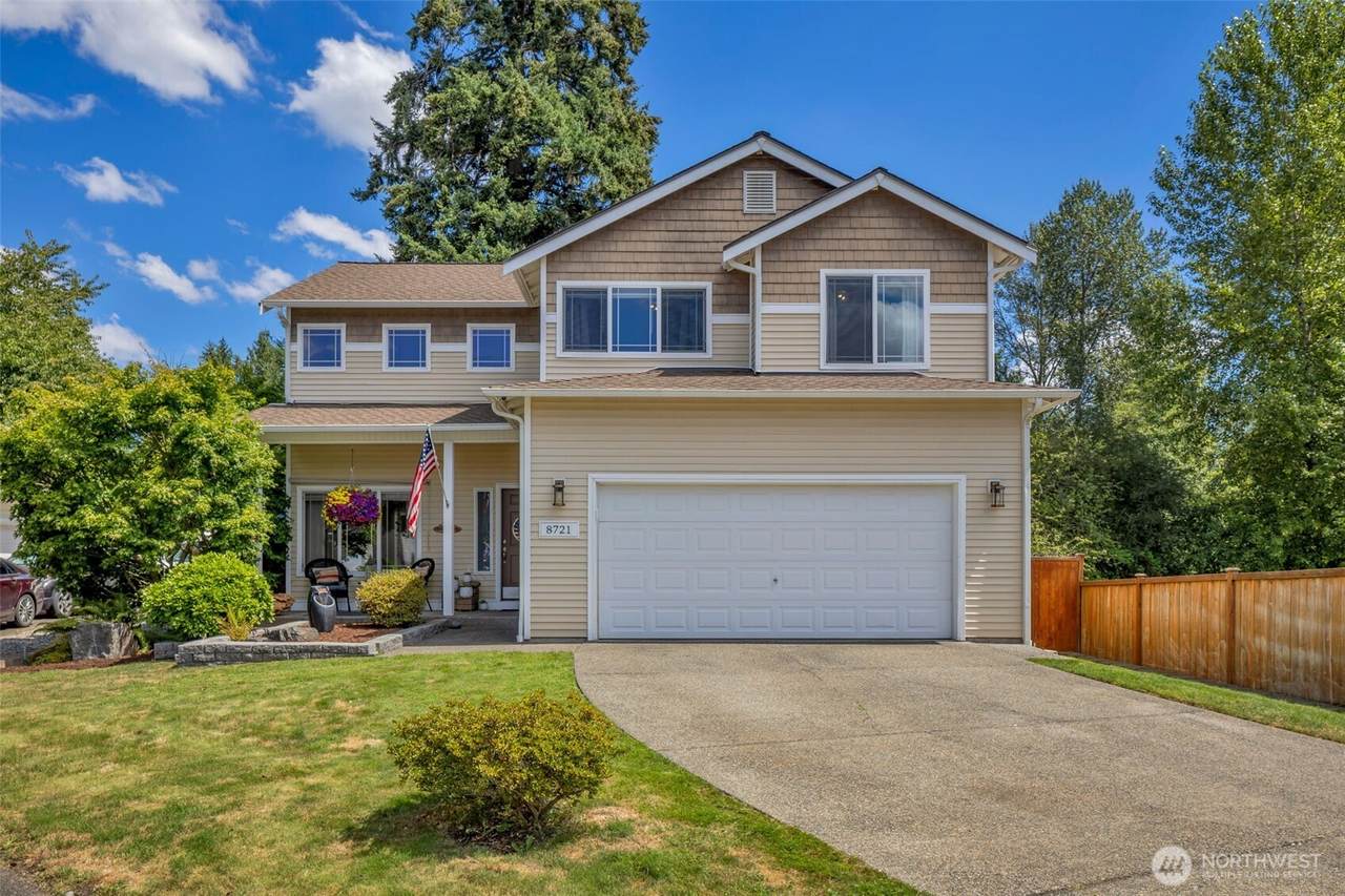 8721 153rd Street - Photo 1