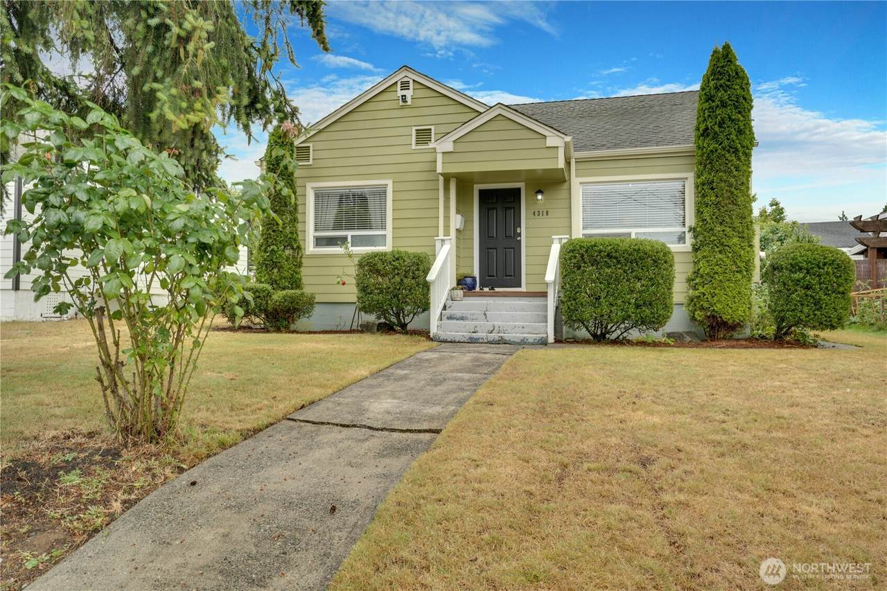 4310 C Street - Photo 1
