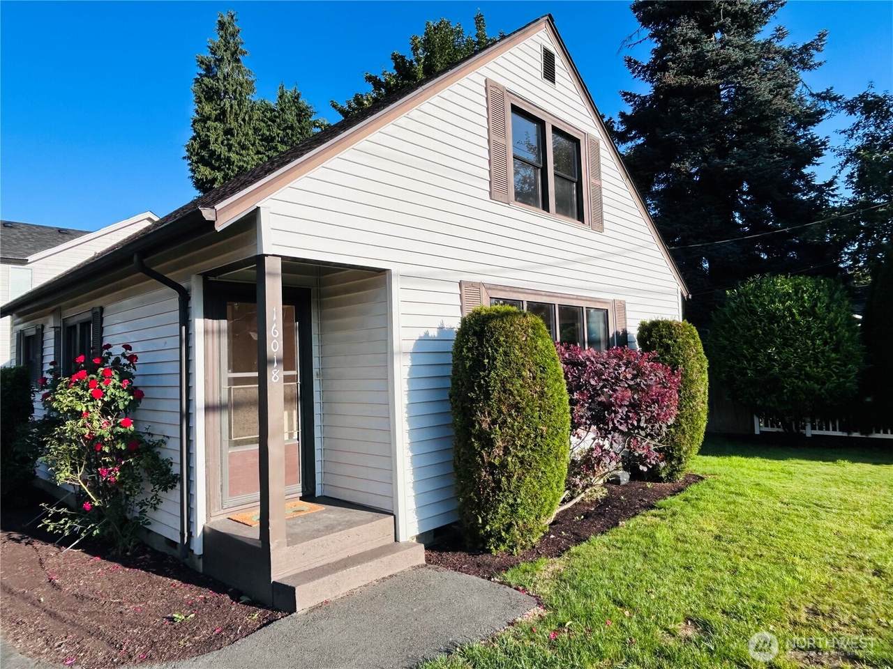 16018 179th Avenue - Photo 1