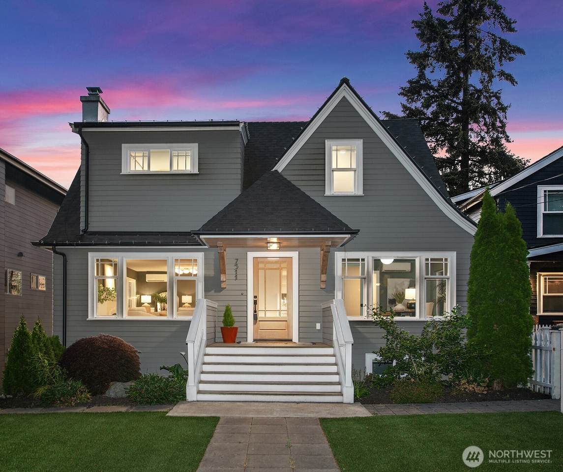 7511 41st Avenue - Photo 1