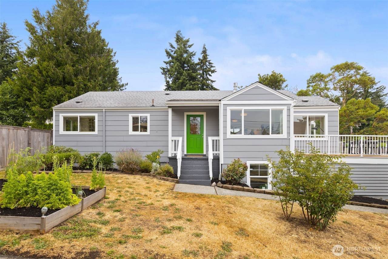 10835 35th Avenue - Photo 1