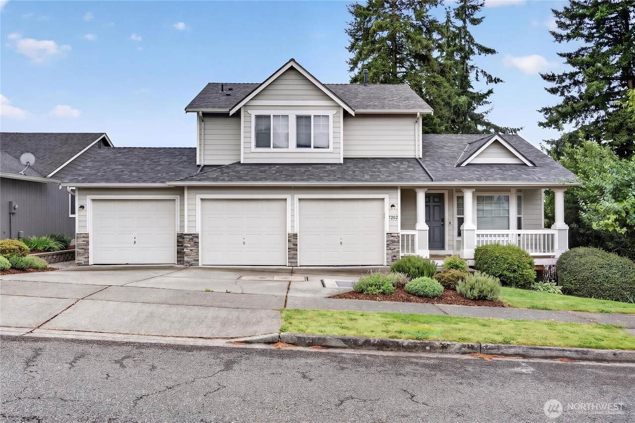7202 30th Street - Photo 1