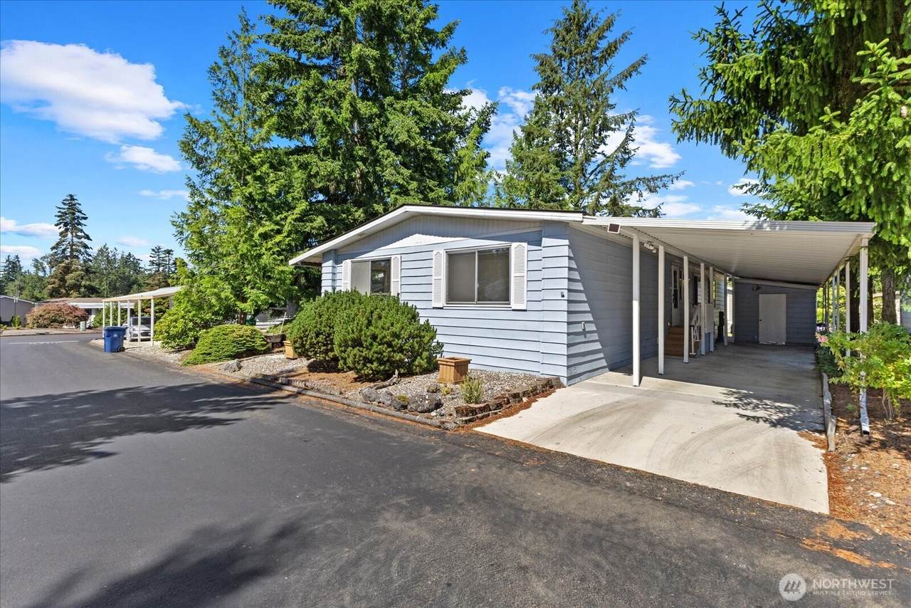 620 112TH Street - Photo 1