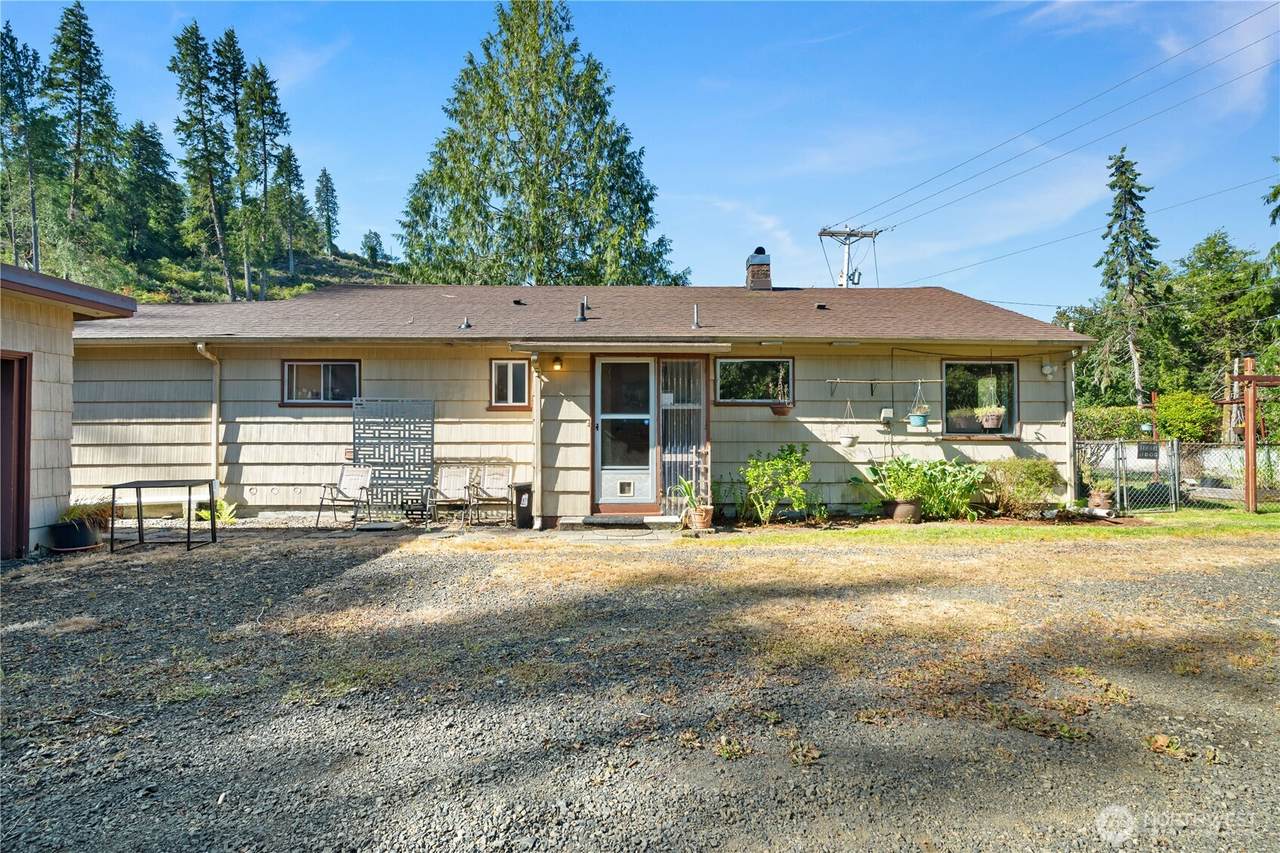 124 Endresen Road - Photo 1