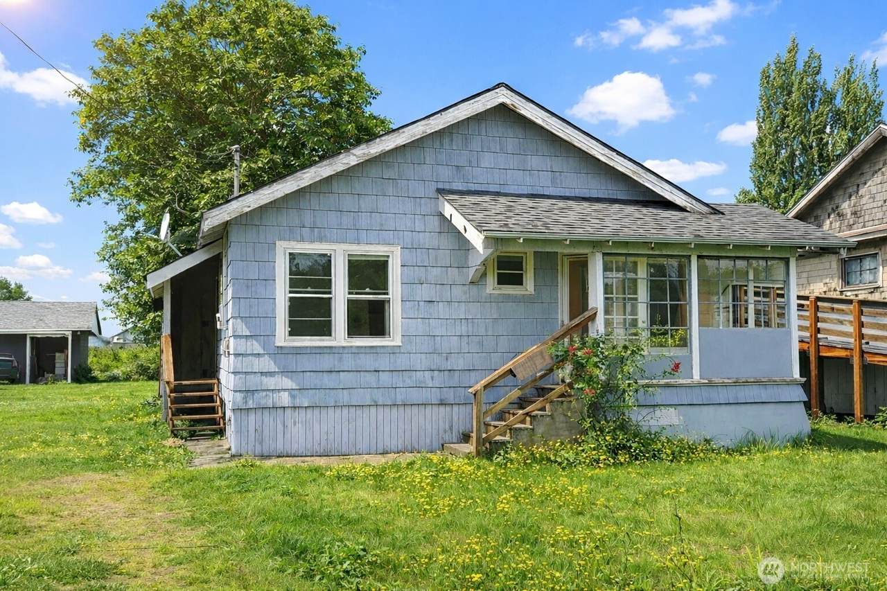905 Coolidge Road - Photo 1