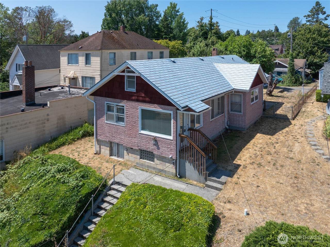 1311 Park Avenue - Photo 1