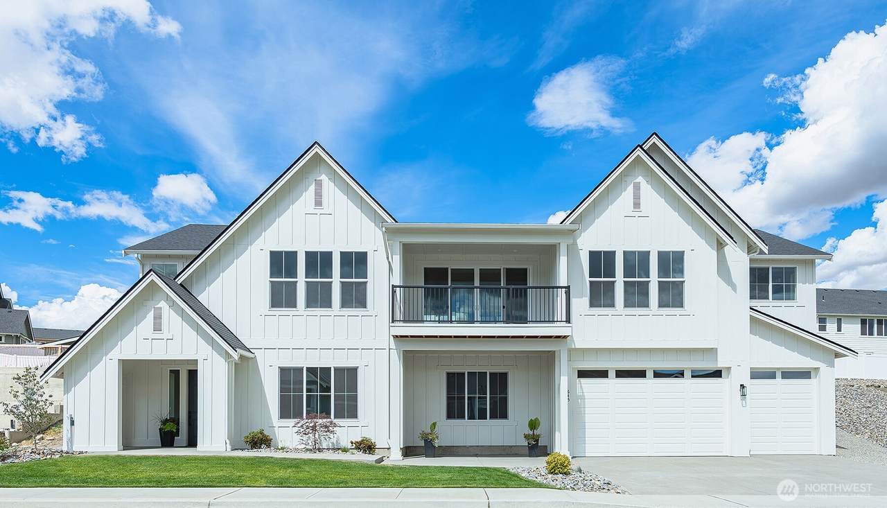 645 Juli Avenue - Photo 1