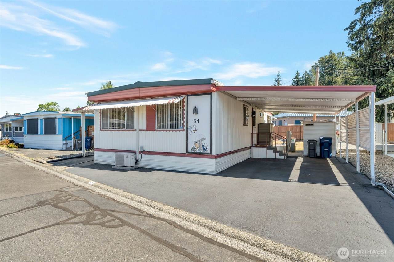 2302 R Street - Photo 1