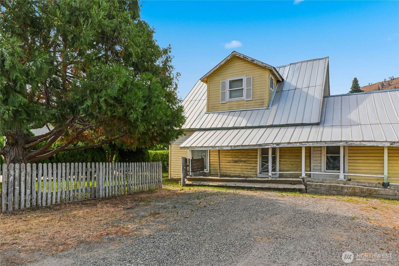5601 Airport Road - Photo 1