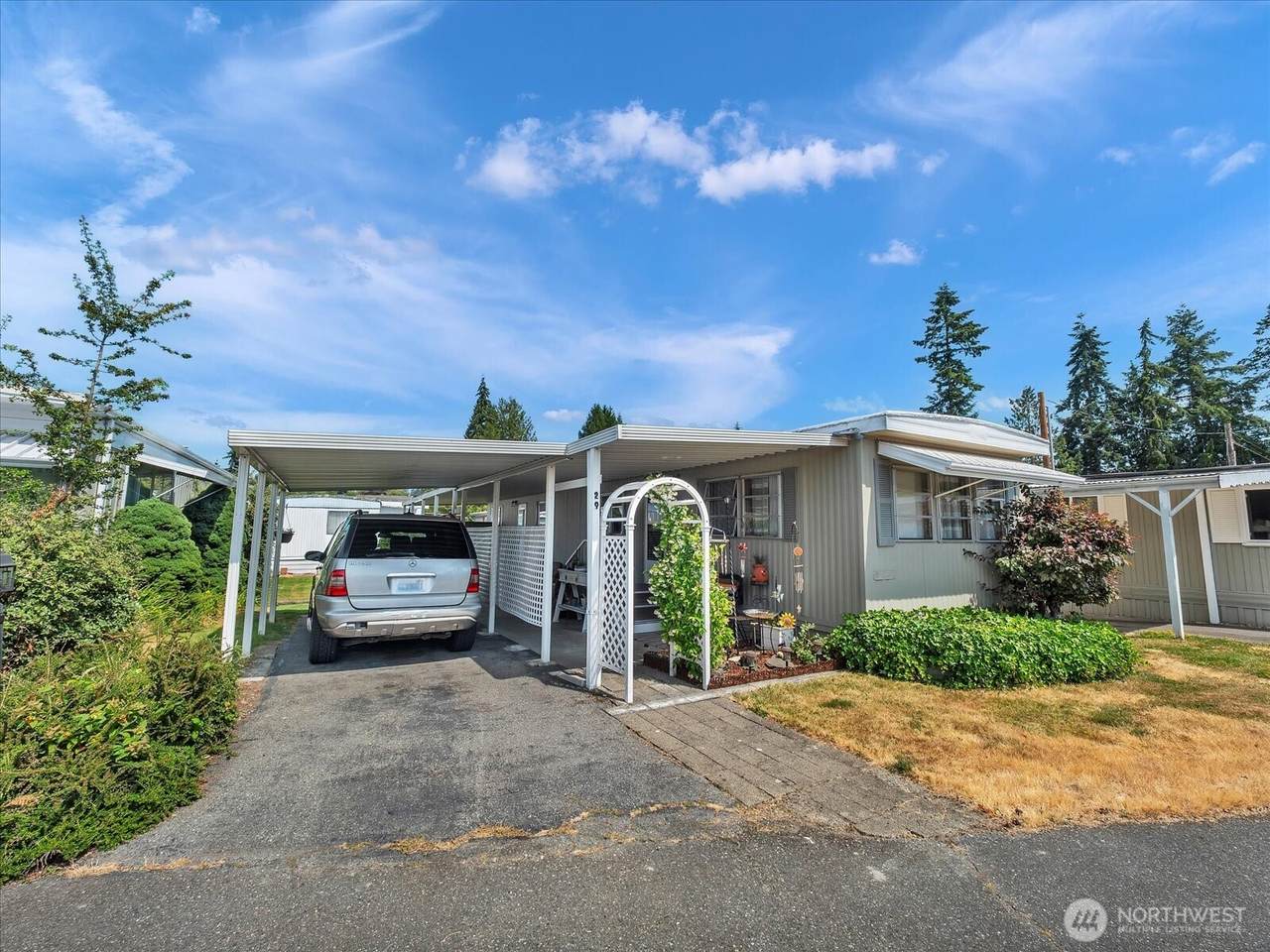 18501 52nd Avenue - Photo 1