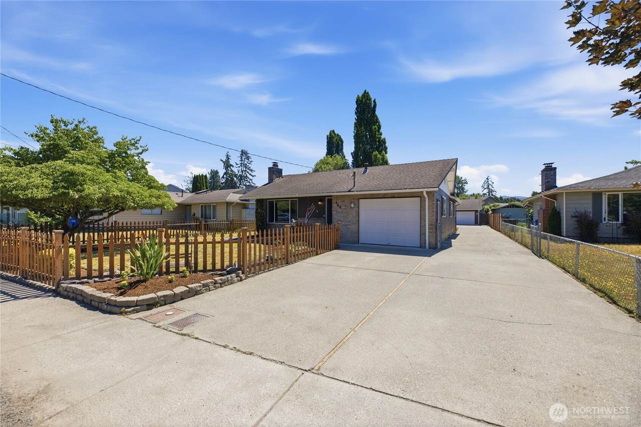 506 Calistoga Street - Photo 1