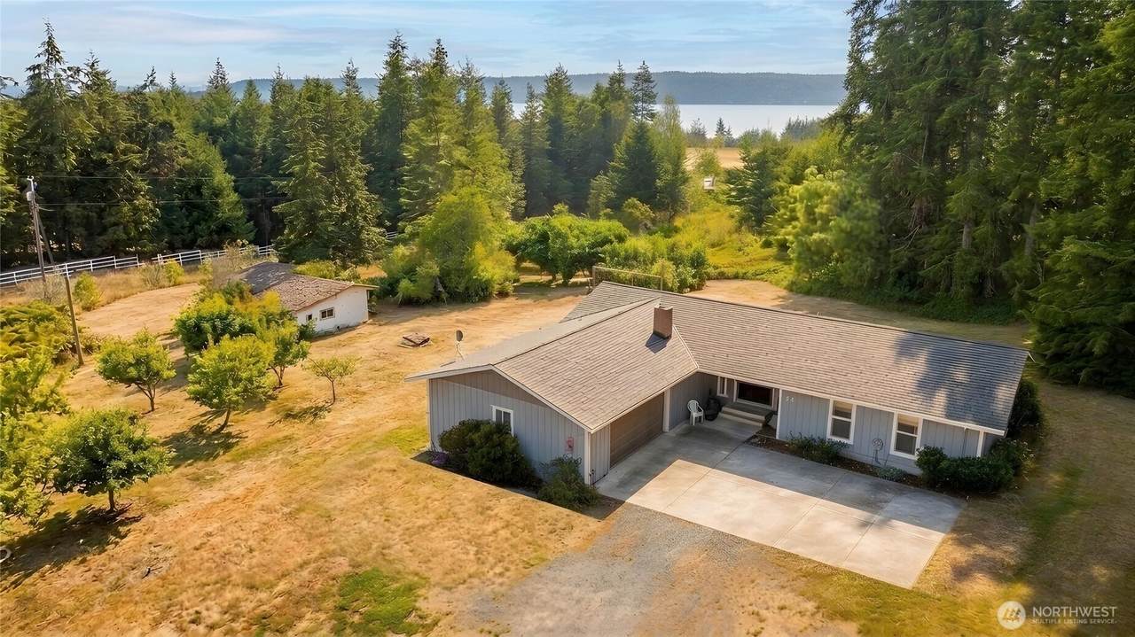51 Hawks Prairie Road - Photo 1