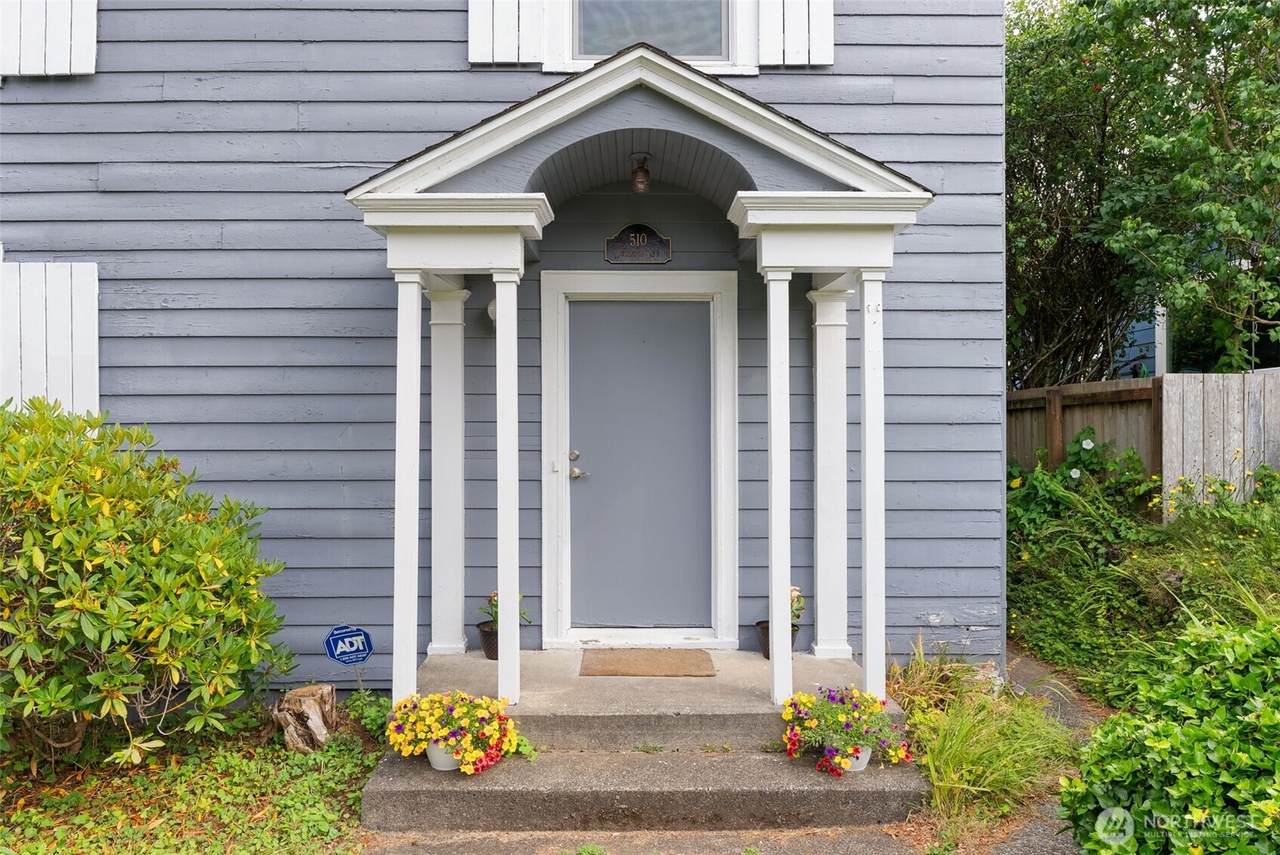 https://bt-photos.global.ssl.fastly.net/nwmls/1280_boomver_1_2555809-1.jpg