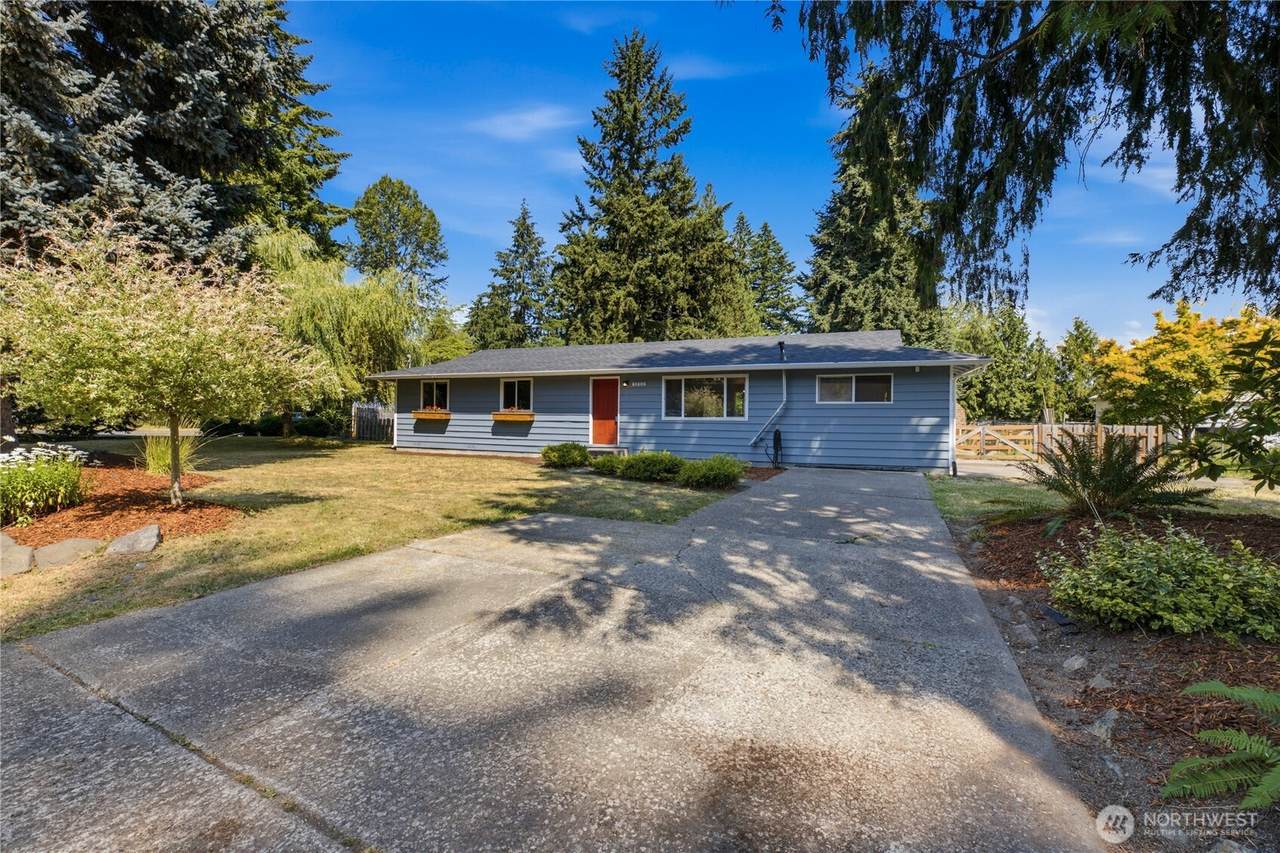 10105 229th Avenue - Photo 1