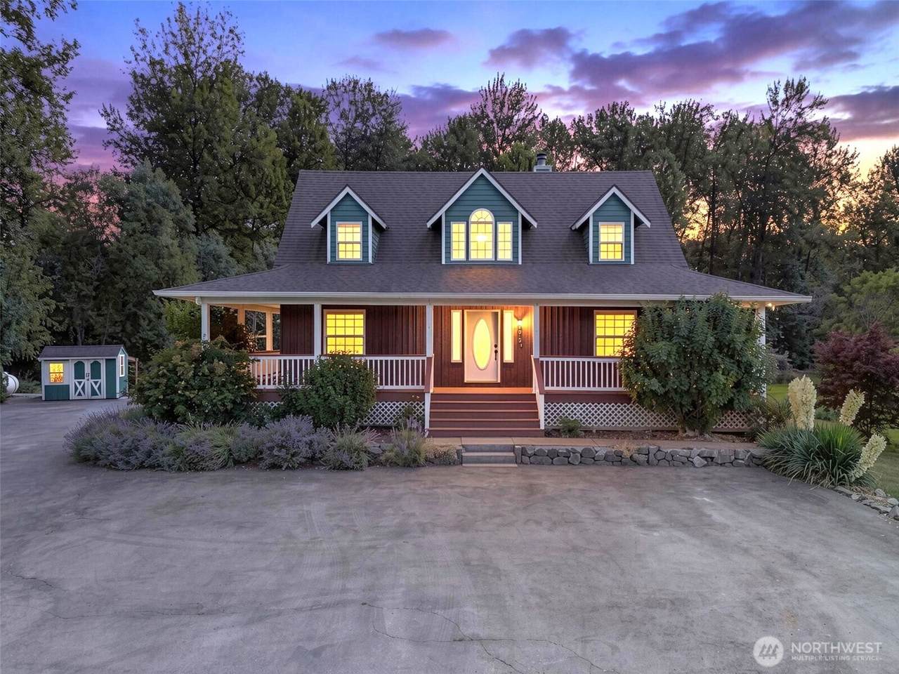 11915 151st Avenue Court - Photo 1