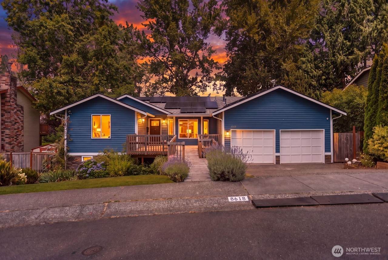 8618 143rd Street - Photo 1