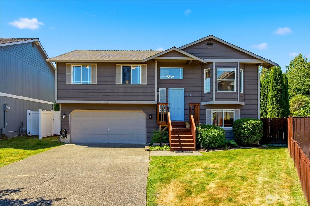 1019 Hiatt Court - Photo 1