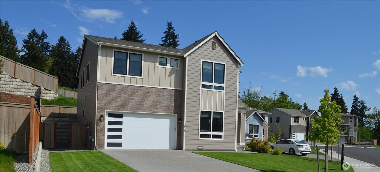 3829 95th Avenue - Photo 1