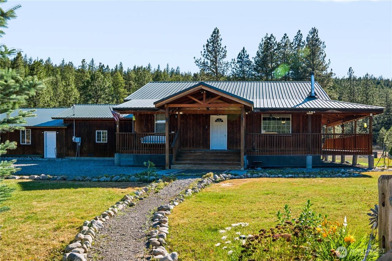 155 Tamarack Road - Photo 1