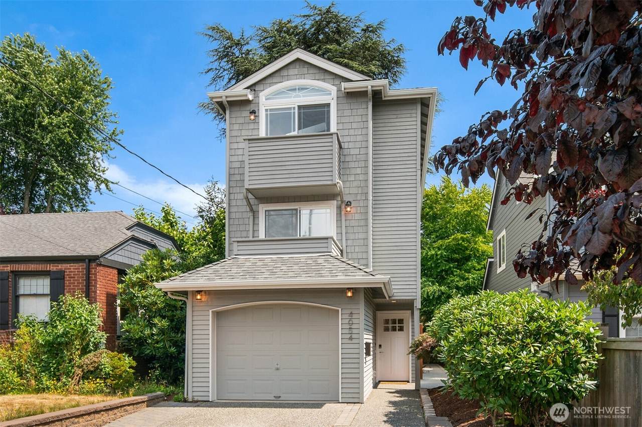 4054 54th Avenue - Photo 1