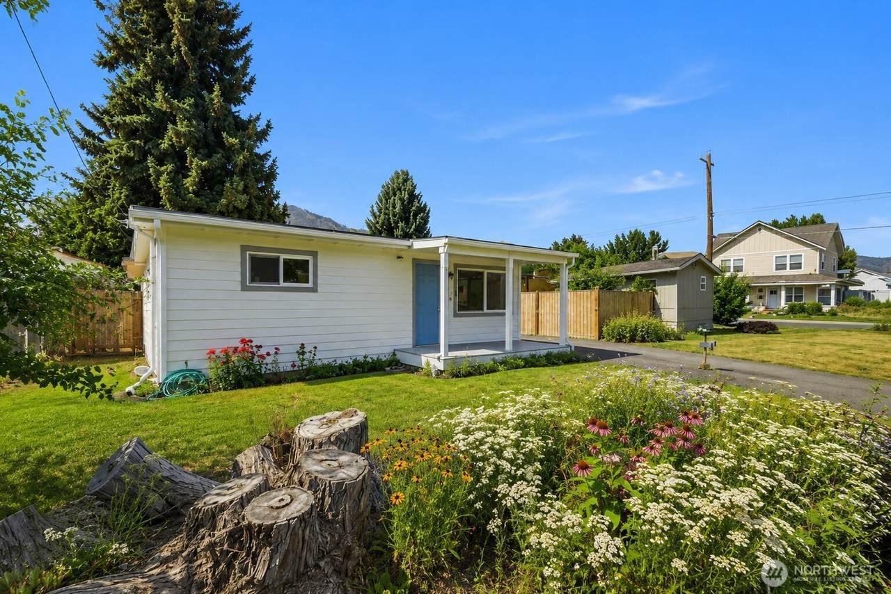 119 Gibson Avenue - Photo 1