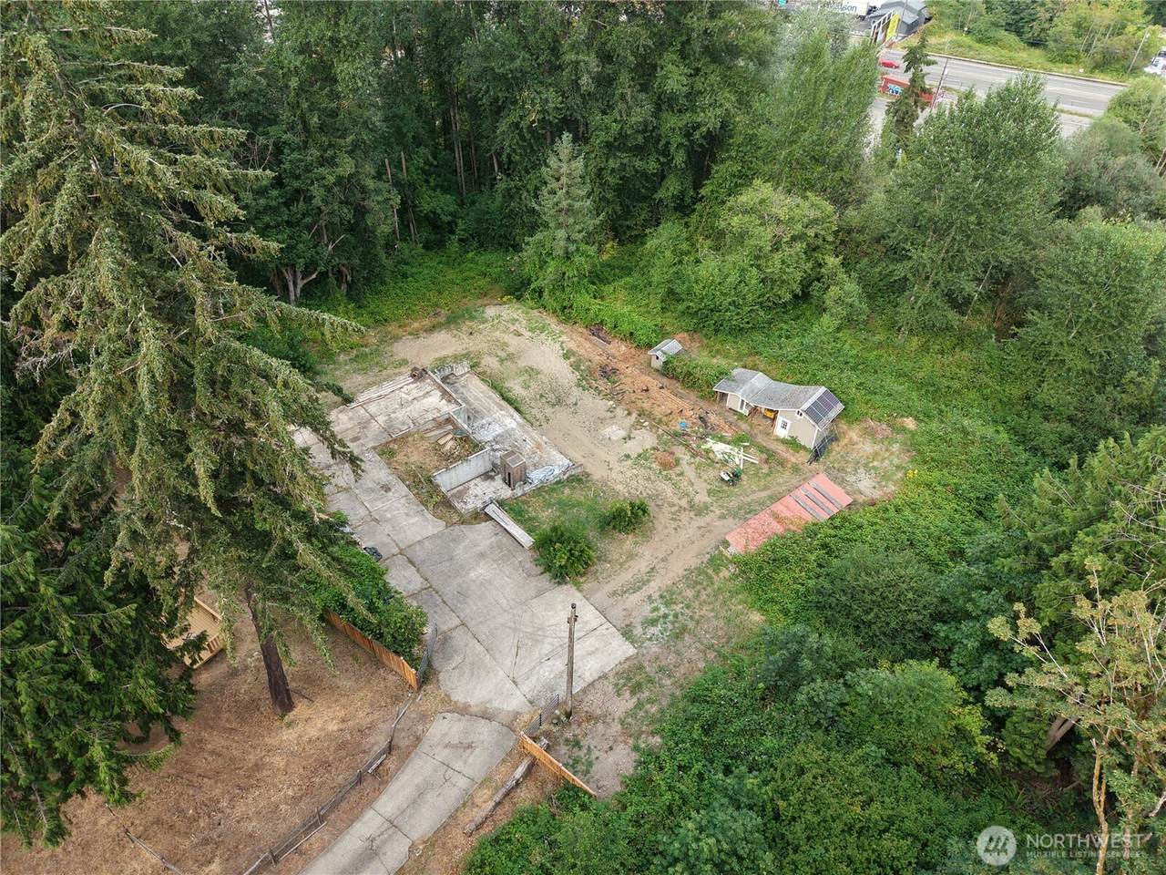 321 68th Avenue - Photo 1
