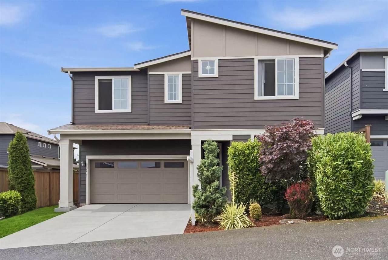 12929 136th Ct - Photo 1