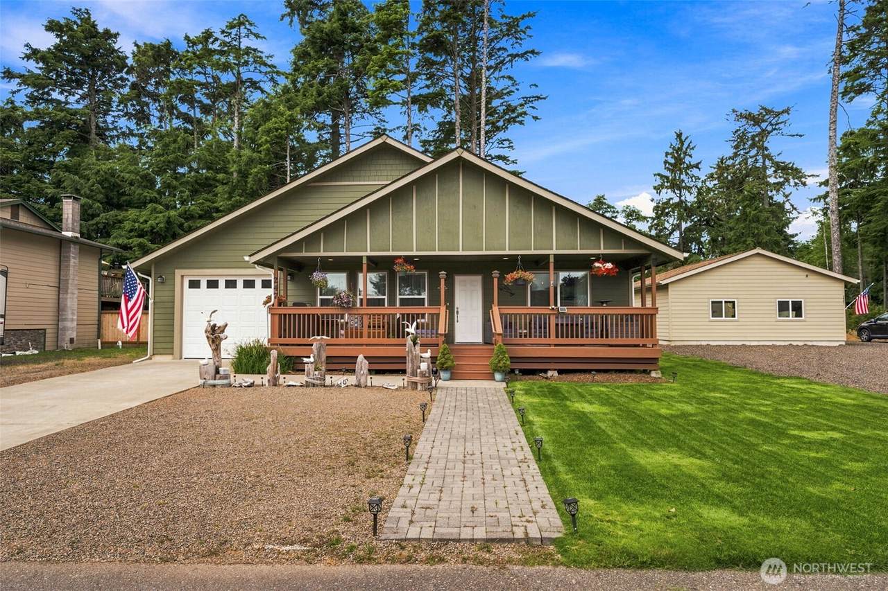 247 Fisher Avenue - Photo 1